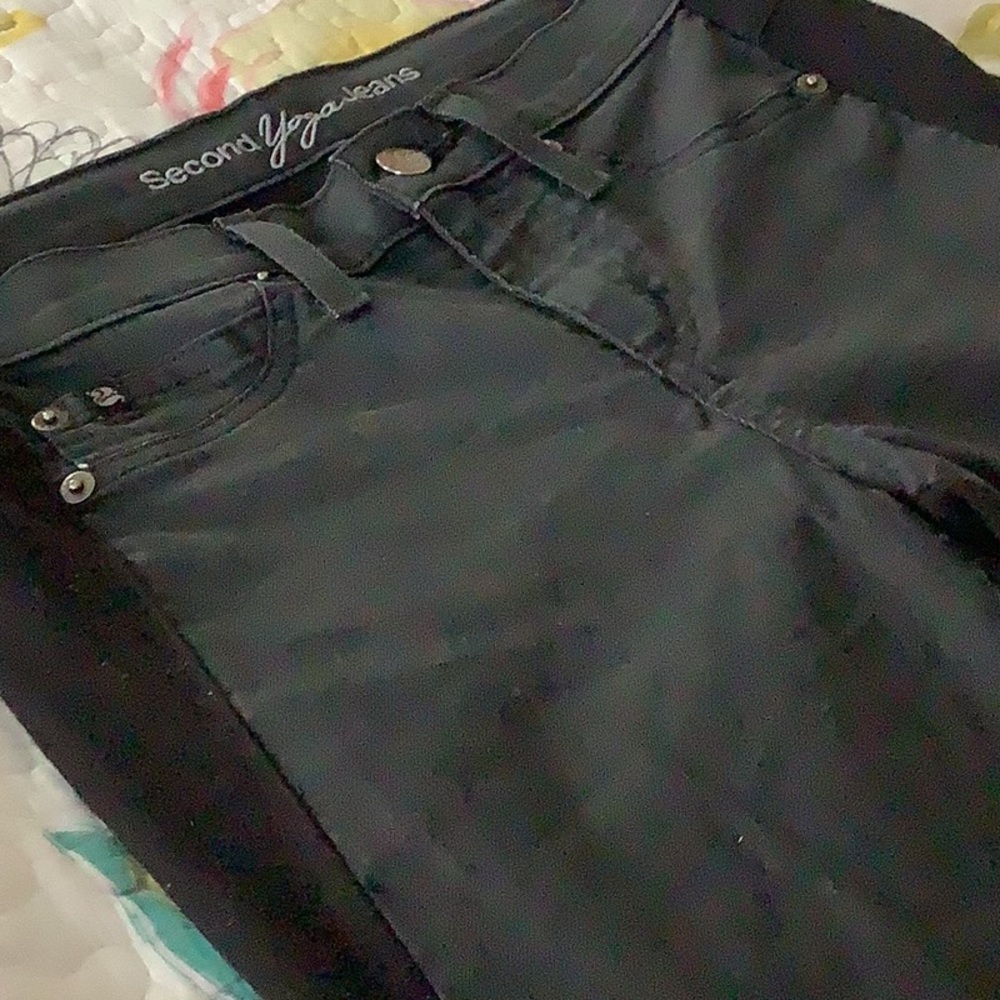 Two-tone leggings by Second Yoga Jeans